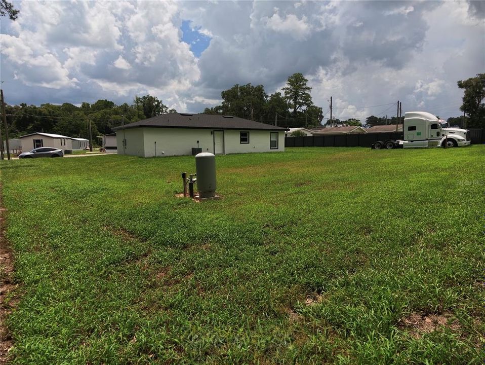 For Sale: $259,500 (3 beds, 2 baths, 1011 Square Feet)