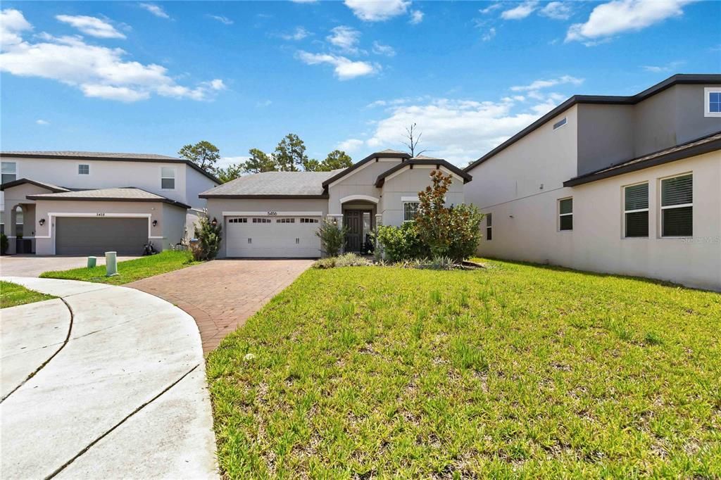 For Sale: $469,900 (4 beds, 2 baths, 1854 Square Feet)