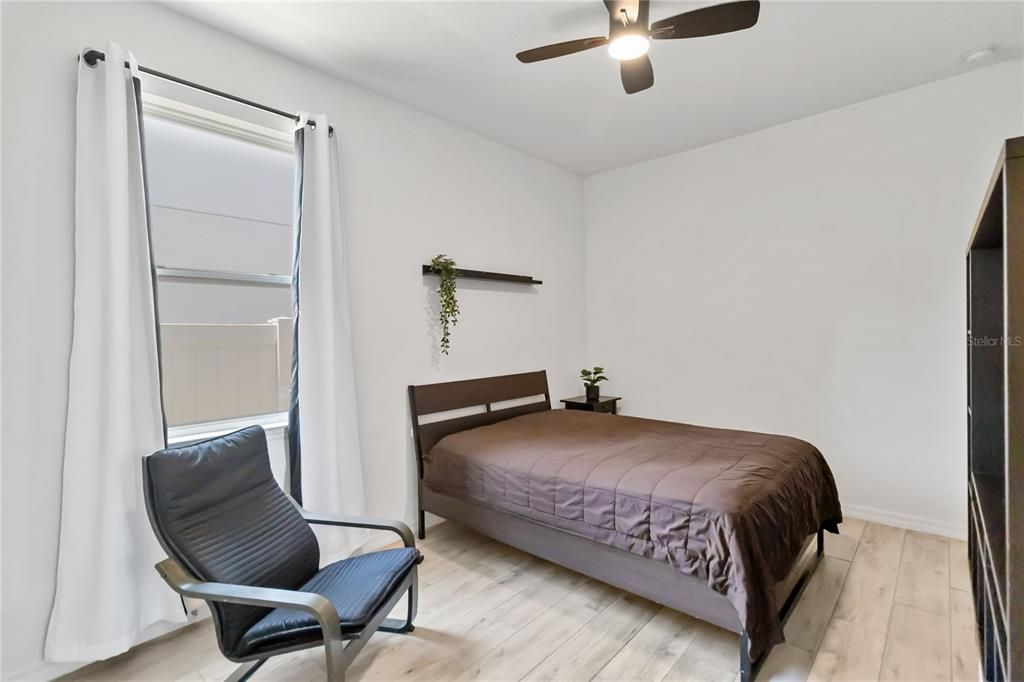 For Sale: $469,900 (4 beds, 2 baths, 1854 Square Feet)