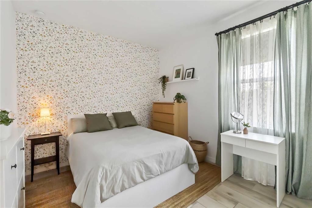 For Sale: $469,900 (4 beds, 2 baths, 1854 Square Feet)
