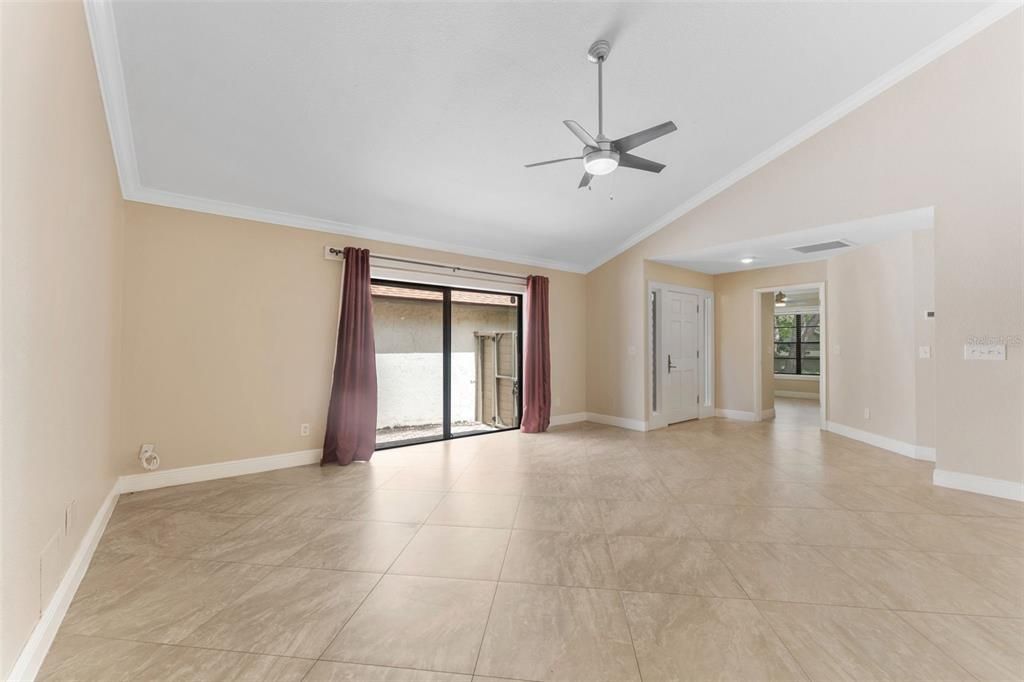 В аренду: $2,350 (3 спален, 2 ванн, 1515 Квадратных фут)