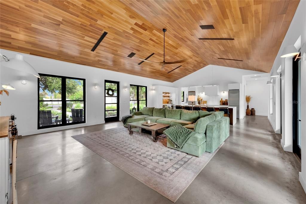 For Sale: $1,879,000 (4 beds, 3 baths, 4561 Square Feet)