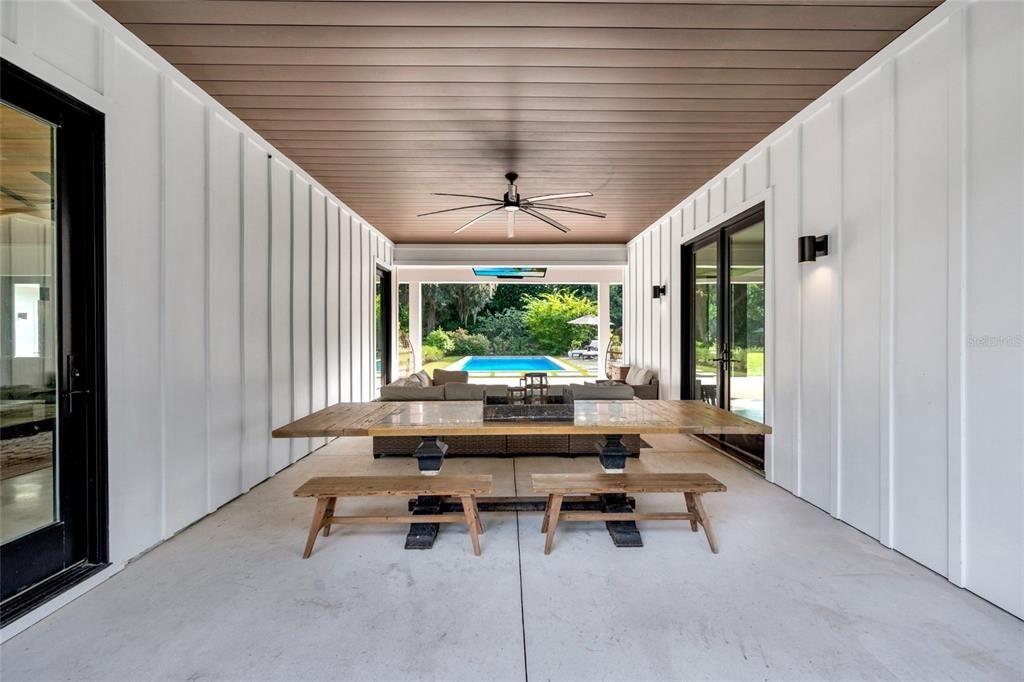 For Sale: $1,879,000 (4 beds, 3 baths, 4561 Square Feet)