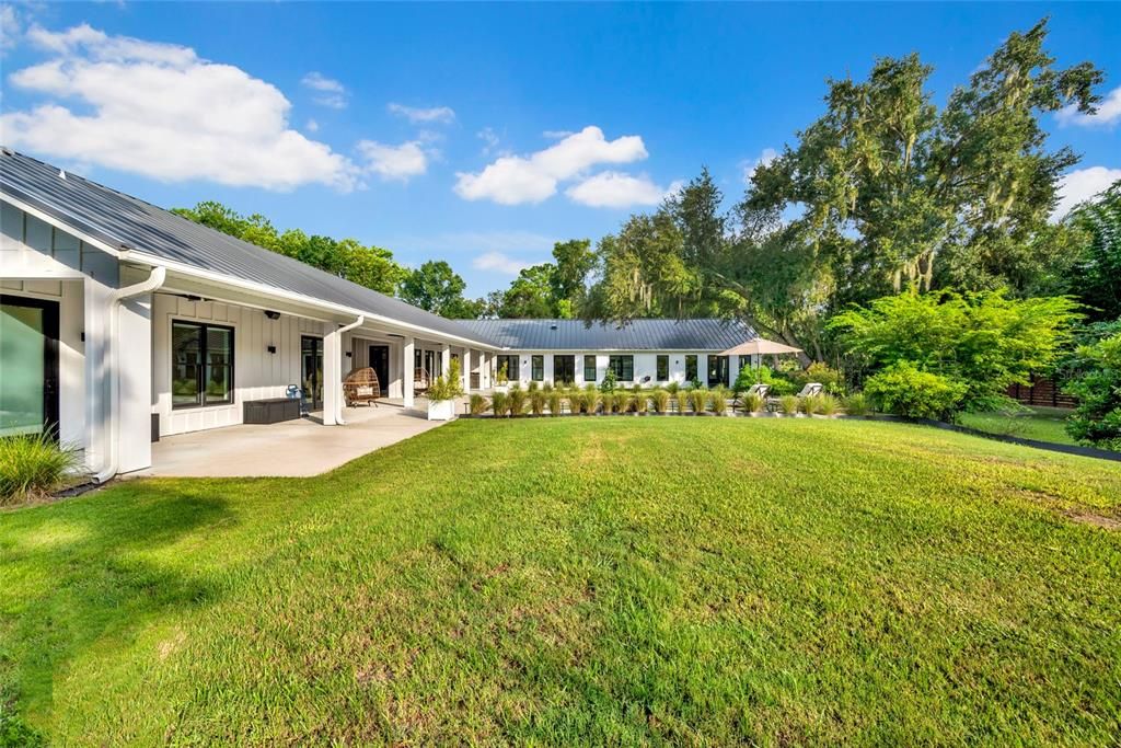 For Sale: $1,879,000 (4 beds, 3 baths, 4561 Square Feet)