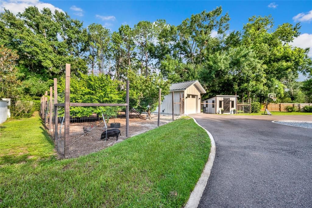 For Sale: $1,879,000 (4 beds, 3 baths, 4561 Square Feet)