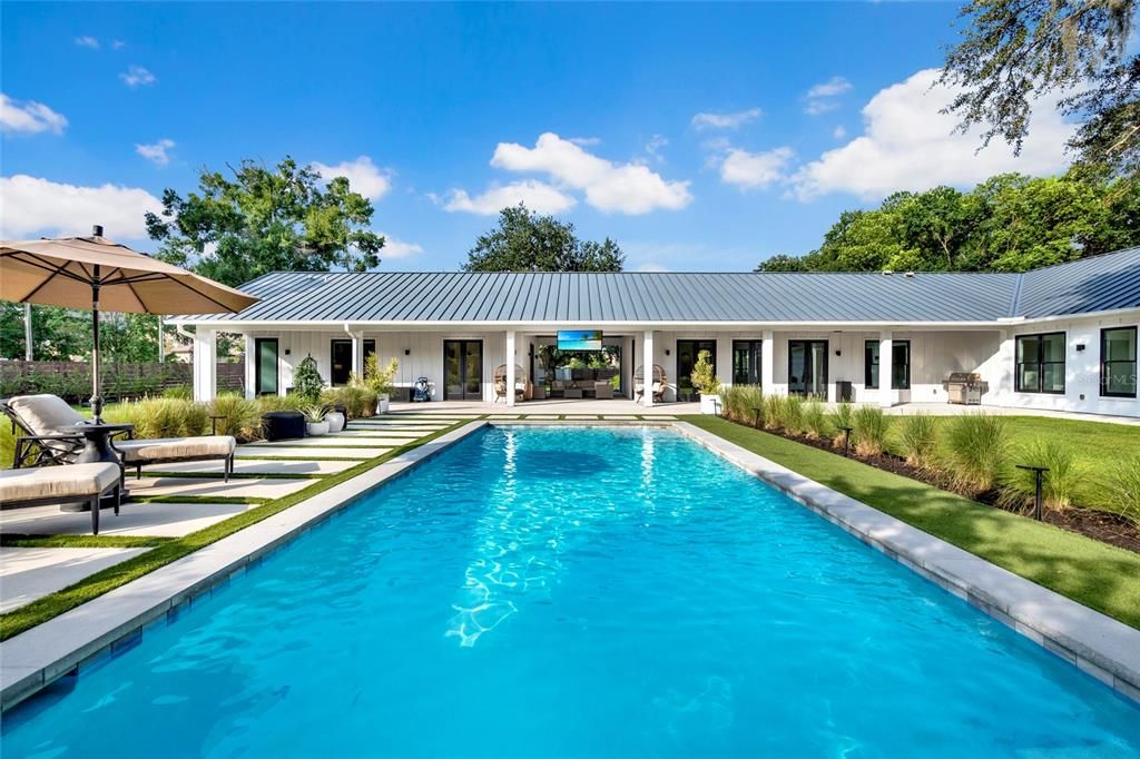 For Sale: $1,879,000 (4 beds, 3 baths, 4561 Square Feet)