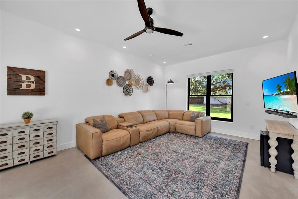 For Sale: $1,879,000 (4 beds, 3 baths, 4561 Square Feet)