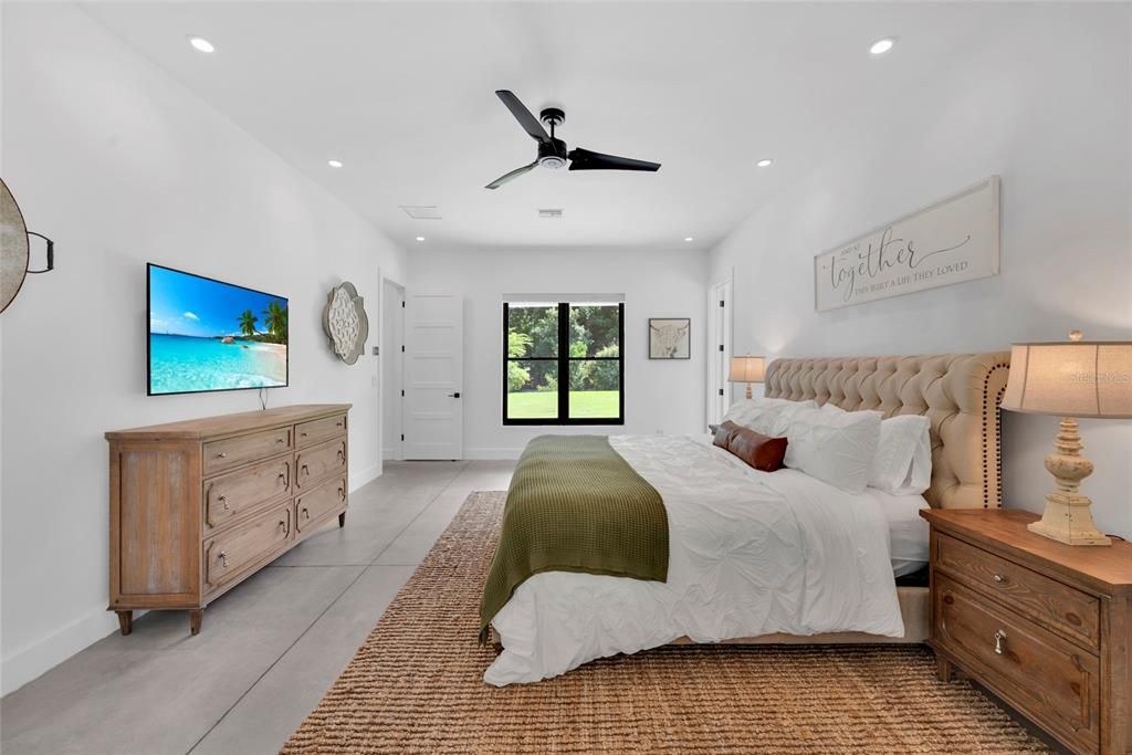 For Sale: $1,879,000 (4 beds, 3 baths, 4561 Square Feet)