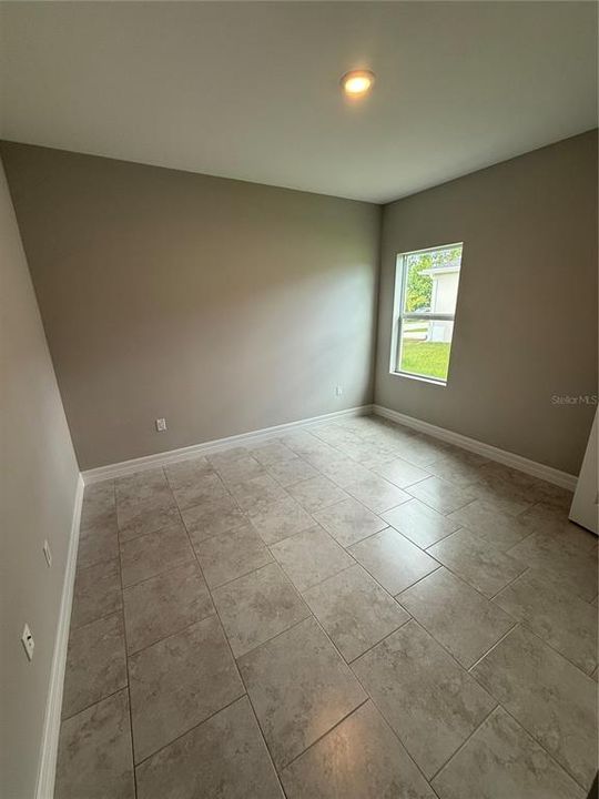 В аренду: $2,050 (3 спален, 2 ванн, 1650 Квадратных фут)
