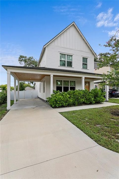 En Venta: $750,000 (4 camas, 3 baños, 2426 Pies cuadrados)