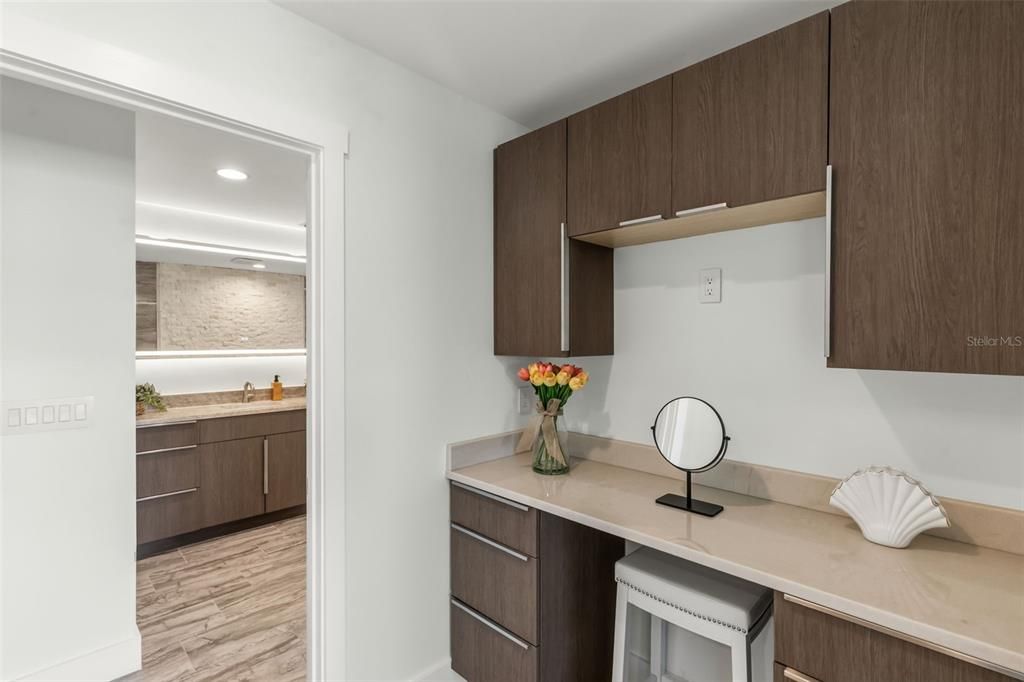 For Sale: $2,495,000 (4 beds, 4 baths, 3489 Square Feet)