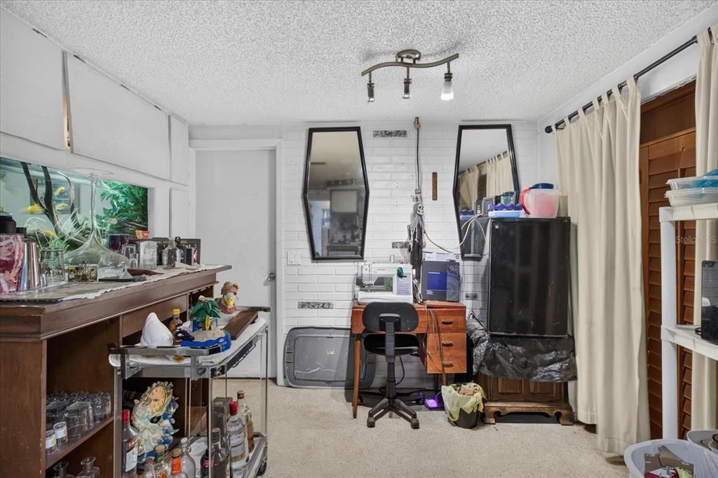 На продажу: $260,995 (3 спален, 1 ванн, 1285 Квадратных фут)