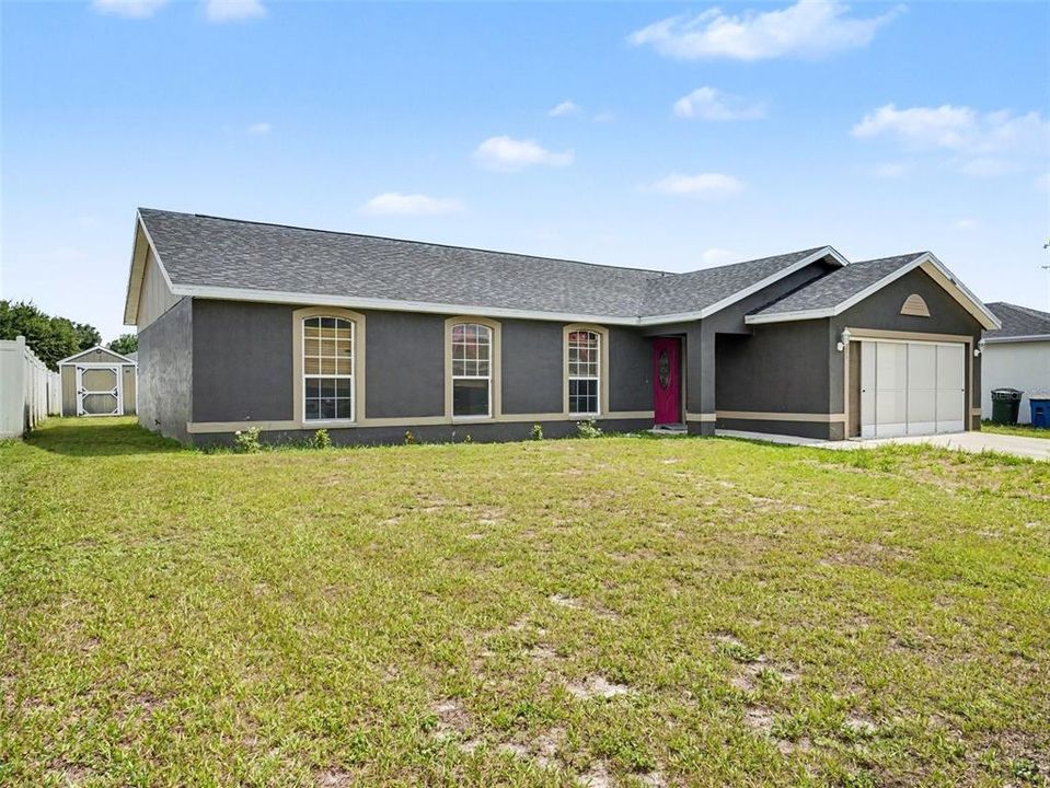 For Sale: $325,000 (4 beds, 2 baths, 1853 Square Feet)
