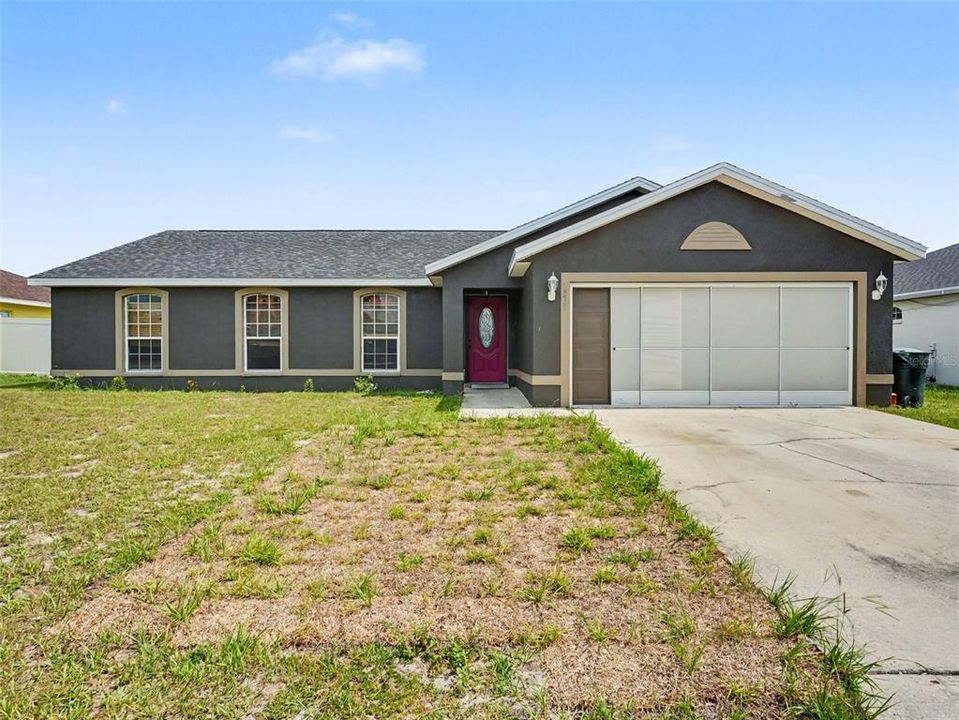 For Sale: $325,000 (4 beds, 2 baths, 1853 Square Feet)