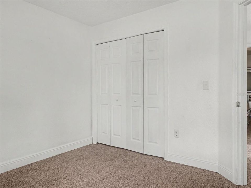 For Sale: $325,000 (4 beds, 2 baths, 1853 Square Feet)