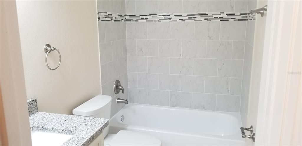 En Renta: $2,550 (4 camas, 2 baños, 1744 Pies cuadrados)