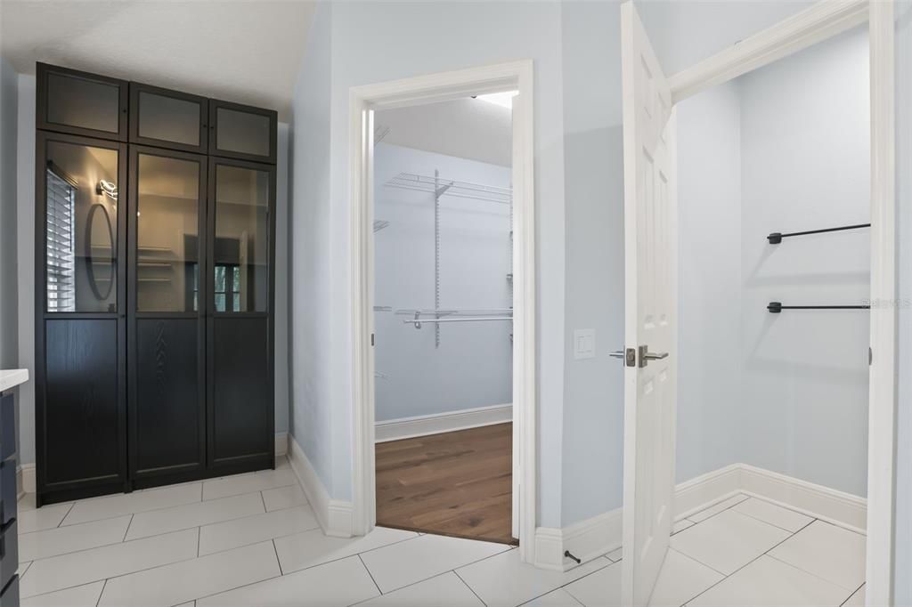 Activo con contrato: $550,000 (4 camas, 2 baños, 2142 Pies cuadrados)