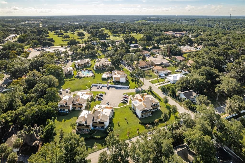 На продажу: $224,900 (2 спален, 2 ванн, 1071 Квадратных фут)