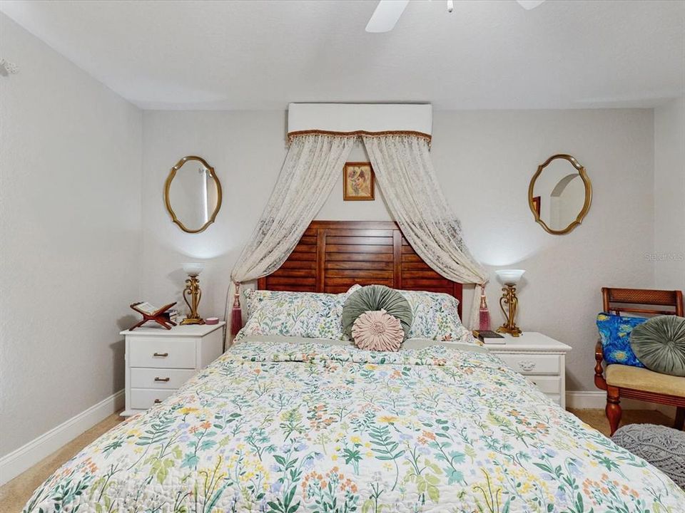 В аренду: $2,200 (3 спален, 2 ванн, 1613 Квадратных фут)
