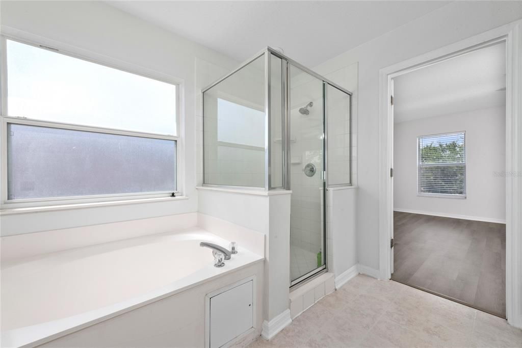 В аренду: $3,400 (5 спален, 4 ванн, 3450 Квадратных фут)