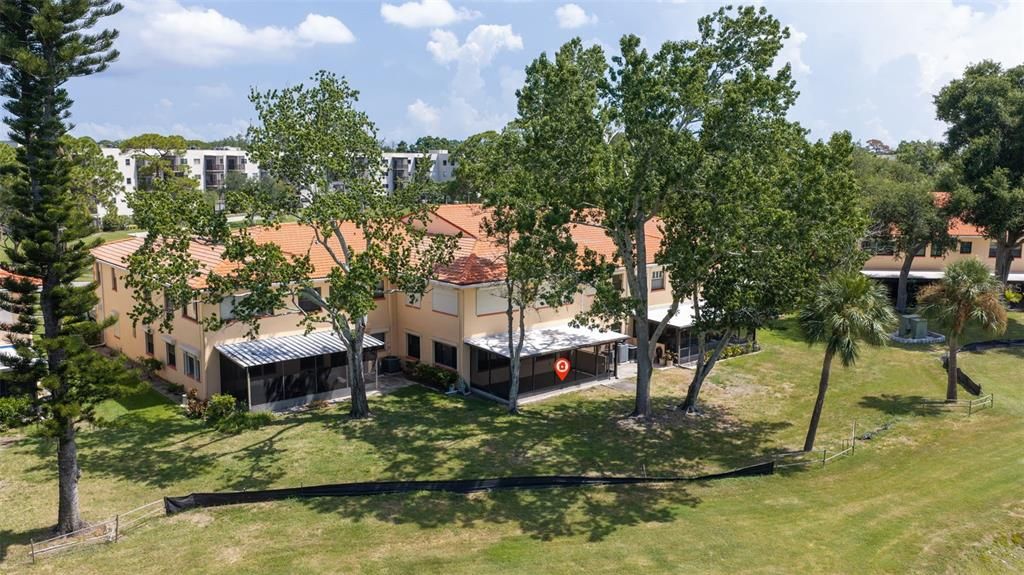 На продажу: $349,500 (2 спален, 2 ванн, 1735 Квадратных фут)