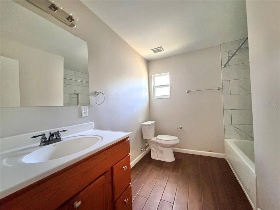 В аренду: $1,950 (2 спален, 2 ванн, 1100 Квадратных фут)