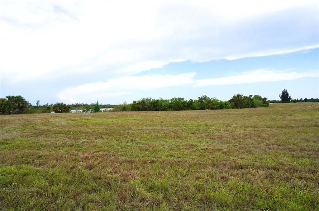 En Venta: $65,000 (0.20 acres)