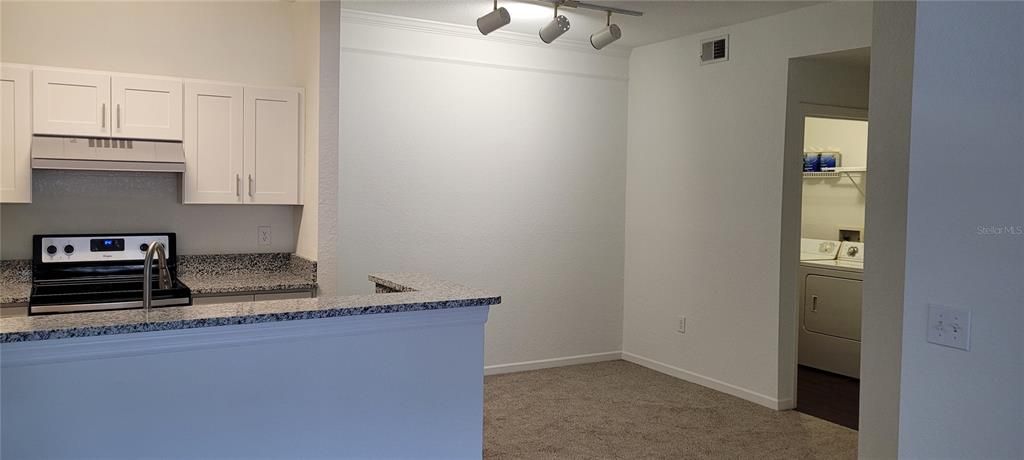 En Venta: $158,000 (2 camas, 2 baños, 1144 Pies cuadrados)