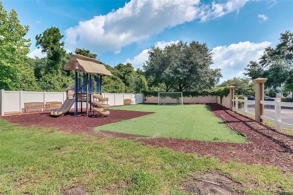 For Sale: $279,950 (4 beds, 3 baths, 1694 Square Feet)