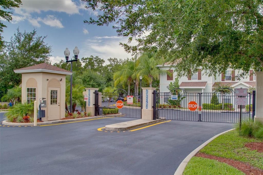 For Sale: $279,950 (4 beds, 3 baths, 1694 Square Feet)