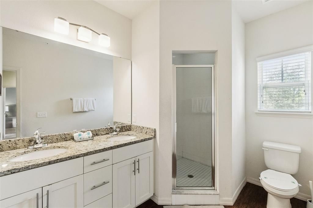 For Sale: $279,950 (4 beds, 3 baths, 1694 Square Feet)