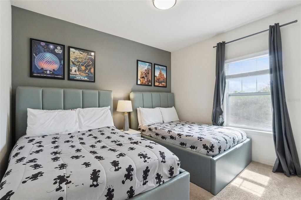 For Sale: $279,950 (4 beds, 3 baths, 1694 Square Feet)