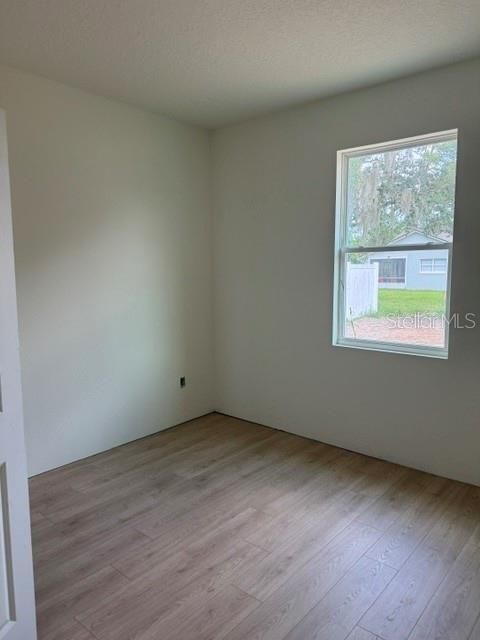 For Sale: $389,900 (4 beds, 2 baths, 1849 Square Feet)