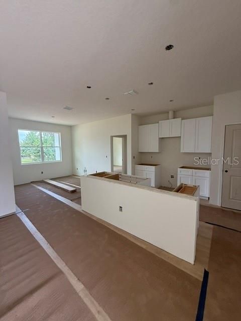 For Sale: $389,900 (4 beds, 2 baths, 1849 Square Feet)
