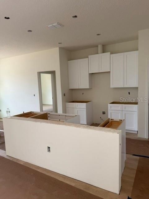 For Sale: $389,900 (4 beds, 2 baths, 1849 Square Feet)