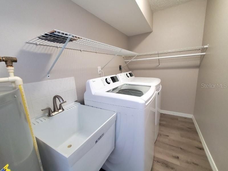 В аренду: $2,300 (3 спален, 2 ванн, 1278 Квадратных фут)
