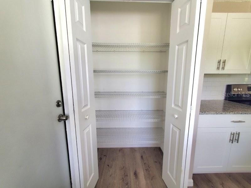 В аренду: $2,300 (3 спален, 2 ванн, 1278 Квадратных фут)