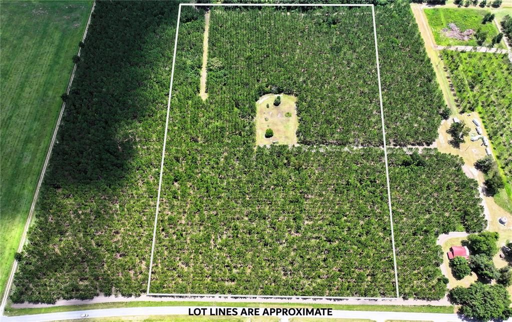 На продажу: $240,000 (15.00 acres)