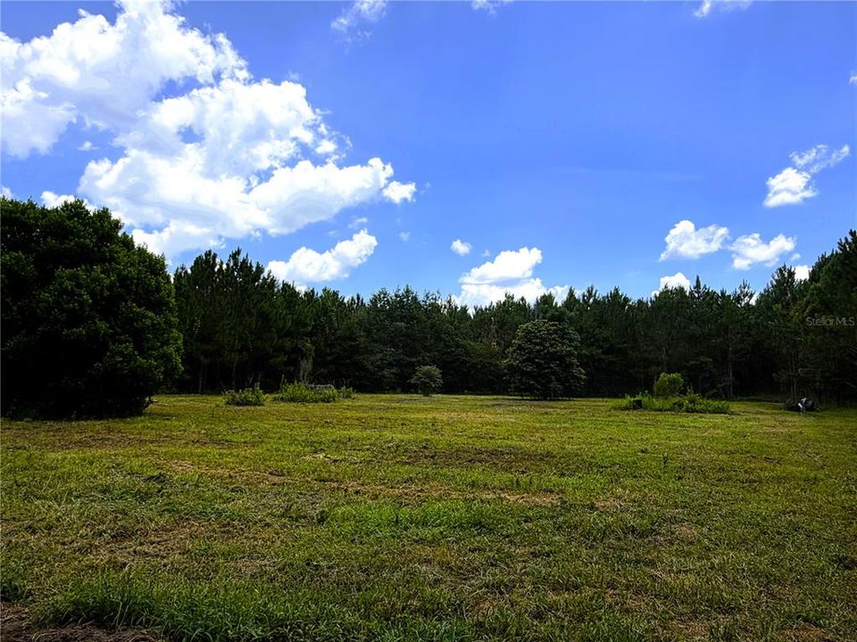 На продажу: $240,000 (15.00 acres)