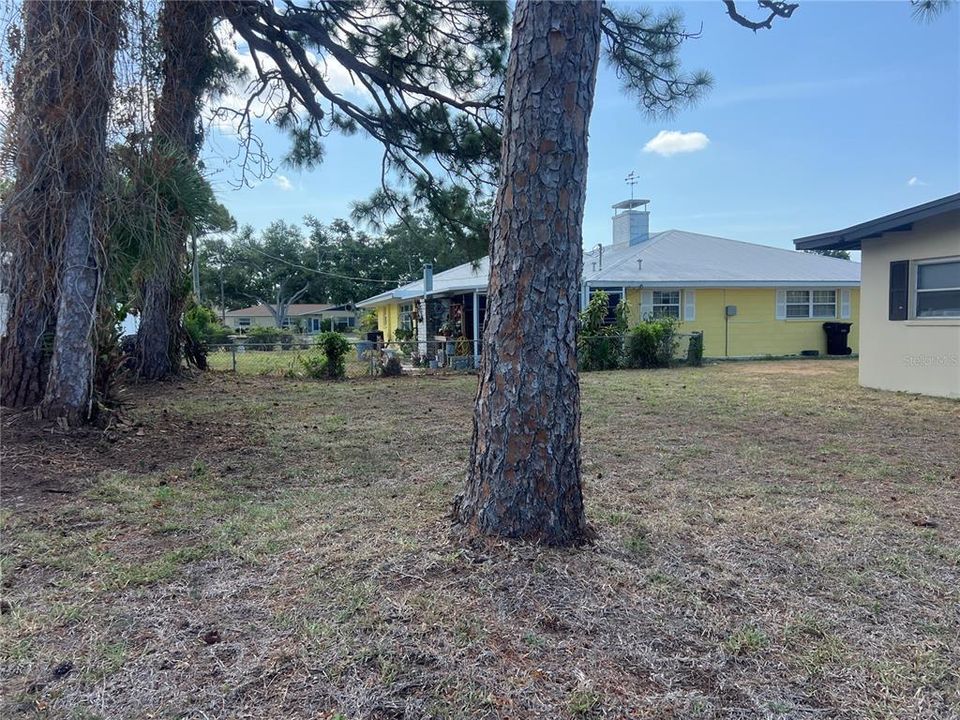 For Sale: $494,900 (2 beds, 1 baths, 1058 Square Feet)
