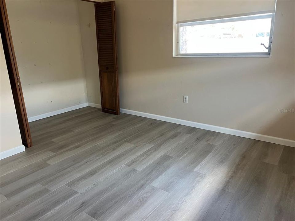 For Sale: $494,900 (2 beds, 1 baths, 1058 Square Feet)