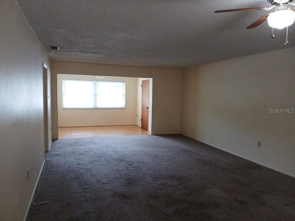 For Rent: $1,900 (2 beds, 2 baths, 1410 Square Feet)