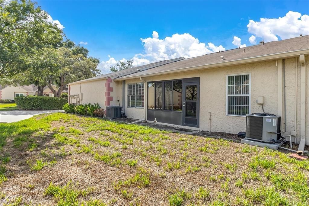 На продажу: $209,900 (2 спален, 2 ванн, 1253 Квадратных фут)