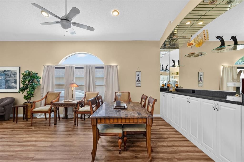 For Sale: $425,000 (3 beds, 2 baths, 1590 Square Feet)