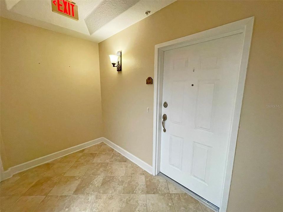 For Rent: $2,850 (3 beds, 2 baths, 2085 Square Feet)