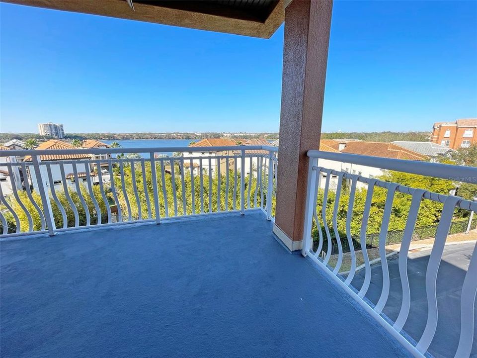 For Rent: $2,850 (3 beds, 2 baths, 2085 Square Feet)