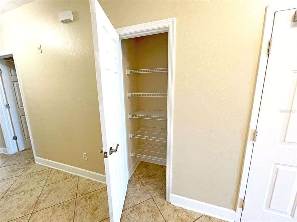 For Rent: $2,850 (3 beds, 2 baths, 2085 Square Feet)