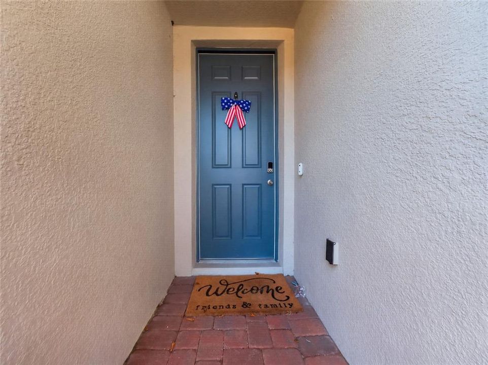For Rent: $2,500 (3 beds, 2 baths, 1560 Square Feet)