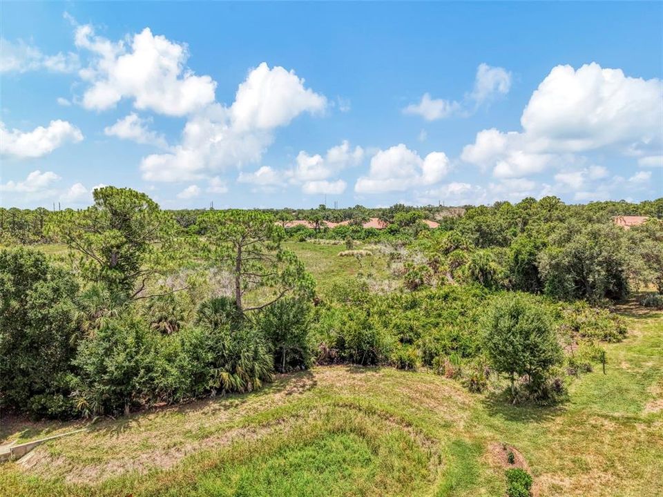En Venta: $335,000 (2 camas, 2 baños, 1600 Pies cuadrados)