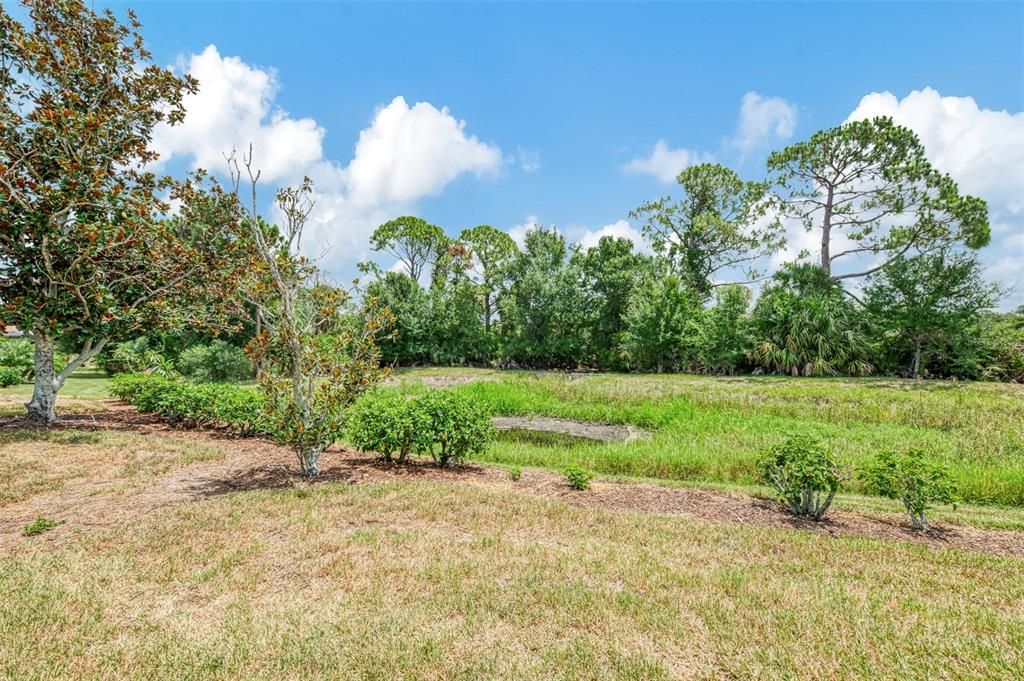 En Venta: $335,000 (2 camas, 2 baños, 1600 Pies cuadrados)
